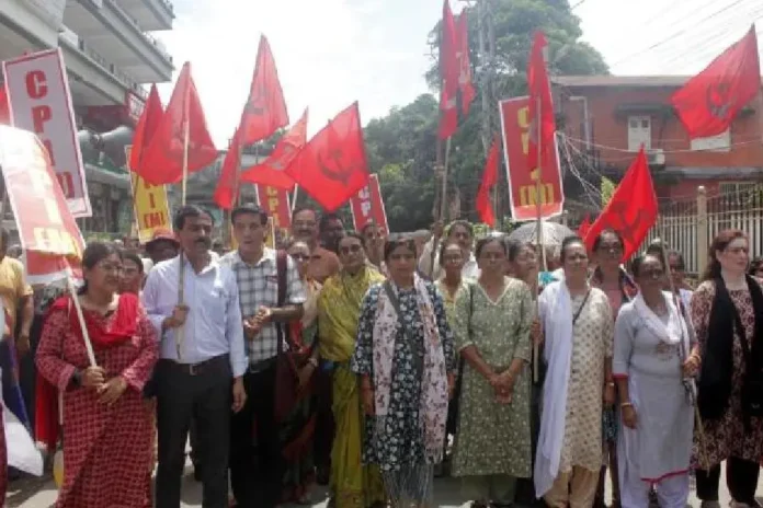 The CPM demonstration in Siliguri on Friday against the alleged administrative failure of the local civic board. Picture by Passang Yolmo/The Telegraph