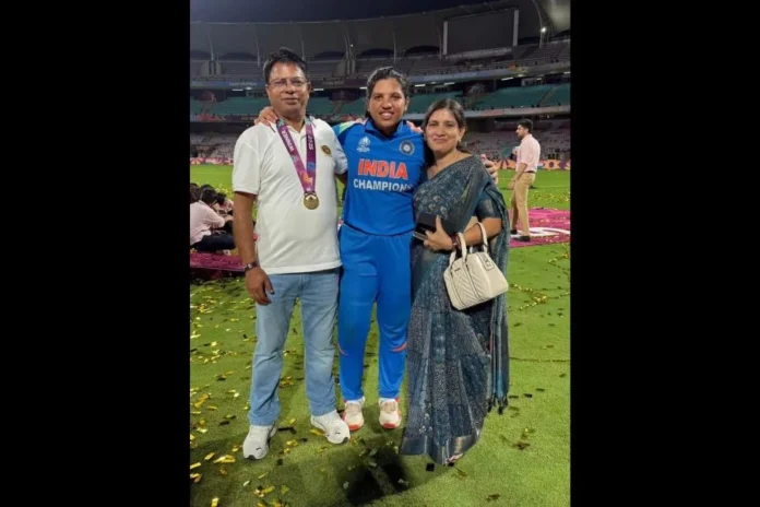 Richa Ghosh with her parents, Manabendra and Swapna, after the win at the DY Patil Stadium in Mumbai on Sunday. The Telegraph