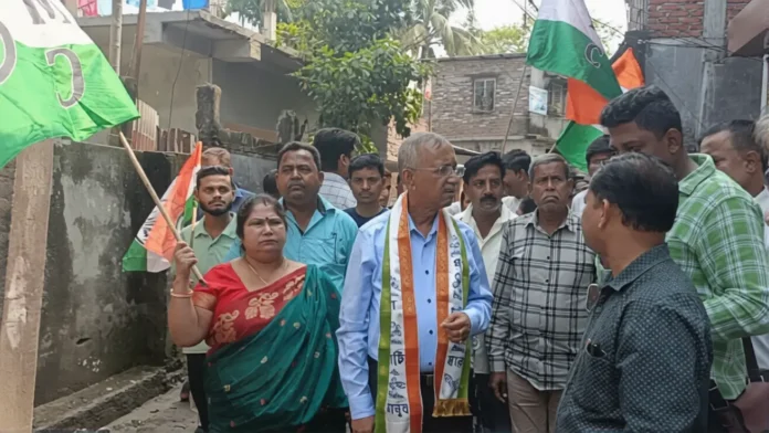 Gautam Deb interacts with residents during his campaign in Siliguri’s Ward No. 04, listening to local grievances and assuring action. Friday, 20 March 2026.