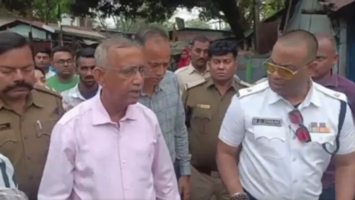 Siliguri Mayor Gautam Deb meets the bereaved family of the minor girl, offering condolences and assuring support during the visit. Tuesday, 24 March 2026.