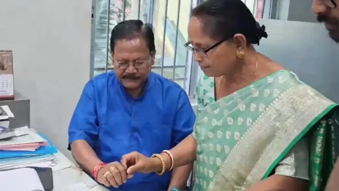 Former Rajganj MLA Khageswar Roy and his wife complete legal marriage formalities in Jalpaiguri after 52 years to fulfil documentation requirements for pension benefits. Wednesday, 20 May 2026.